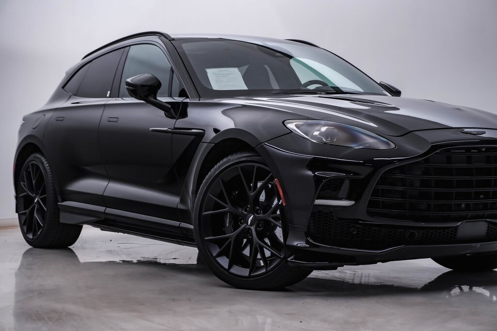 2025 Aston Martin DBX AM8 DBX707 photo 2