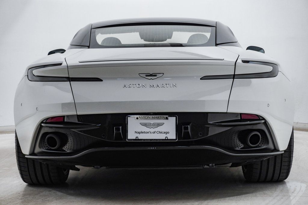 2024 Aston Martin DB12 Base - Photo 16