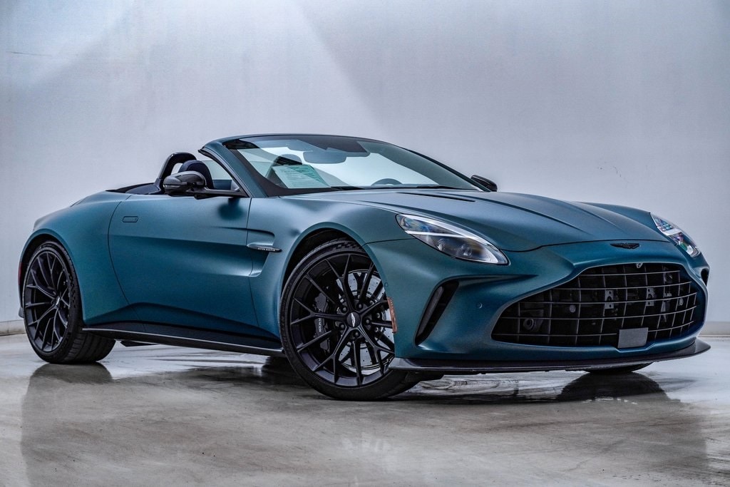 2026 Aston Martin Vantage Base's photo