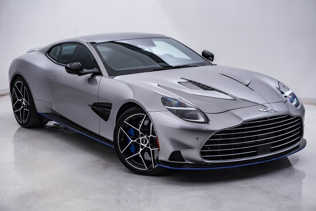 2025 Aston Martin Vanquish AM7 photo 3