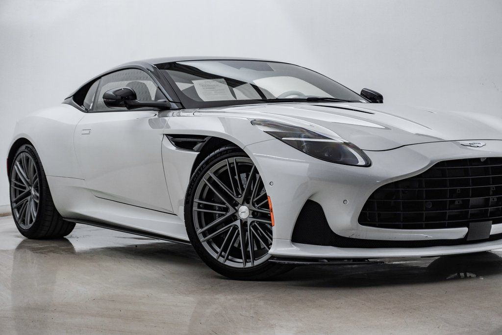 2024 Aston Martin DB12 Base - Photo 12