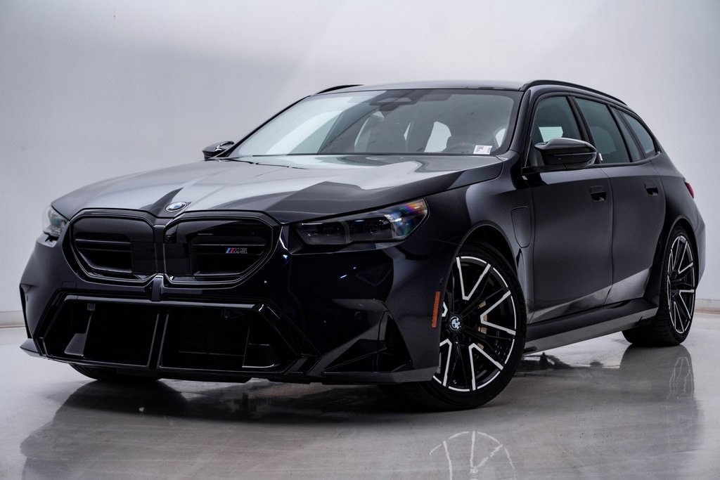 2025 BMW M5 M5 Touring's photo