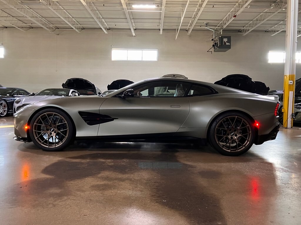 2025 Aston Martin Vanquish AM7 photo 2