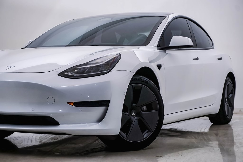 Used 2022 Tesla Model 3 Long Range with VIN 5YJ3E1EB4NF260893 for sale in Downers Grove, IL