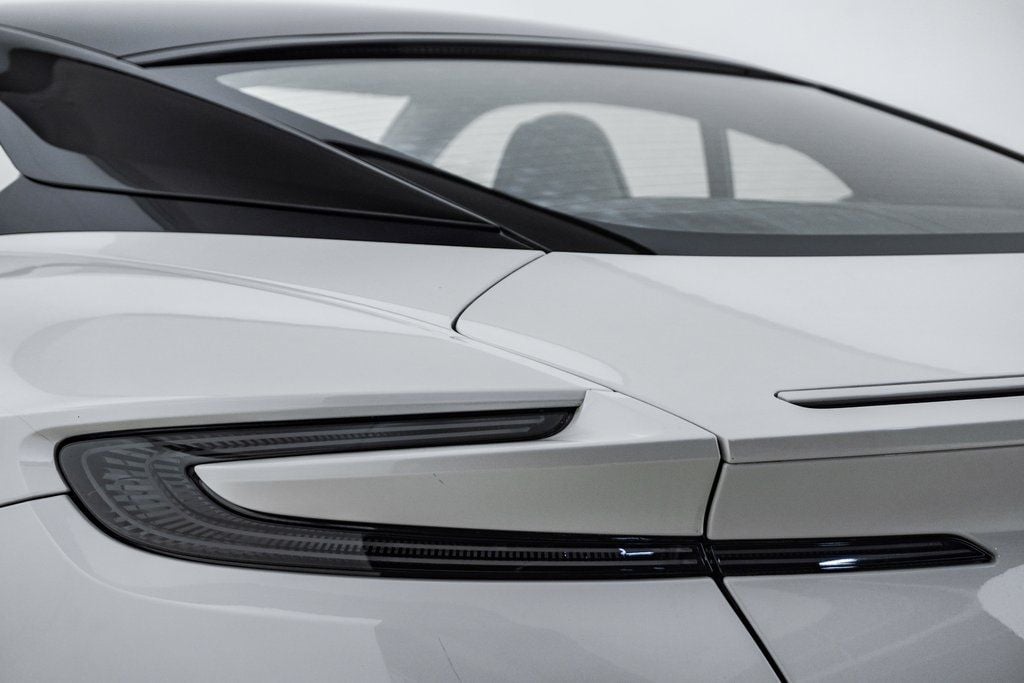 2024 Aston Martin DB12 Base - Photo 20