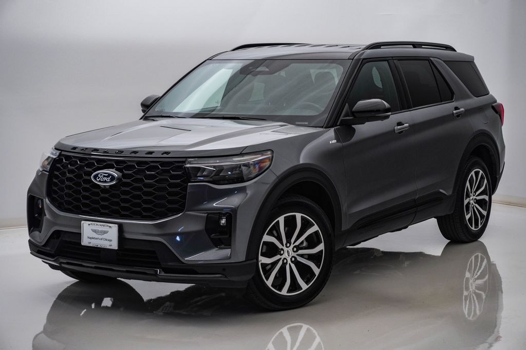 Used 2025 Ford Explorer ST-Line SUV