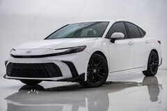 2025 Toyota Camry SE Sedan