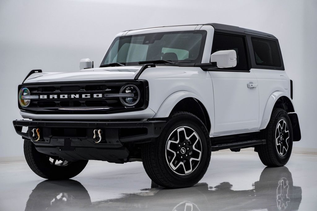 2023 Ford Bronco 2-Door Outer Banks