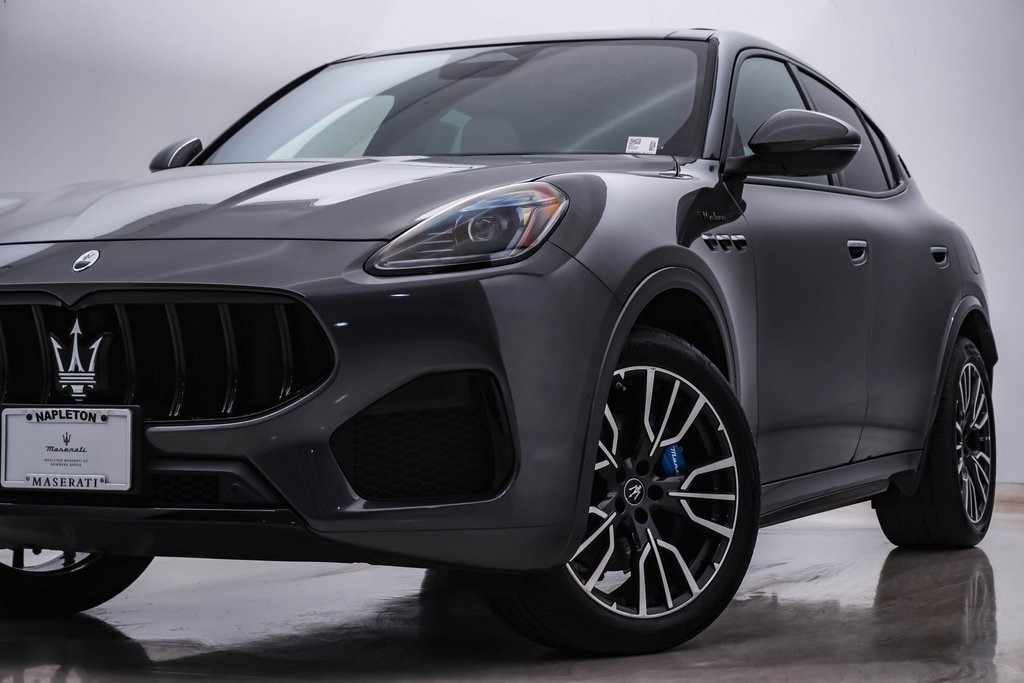 Certified 2023 Maserati Grecale MODENA with VIN ZN682AVM3P7437442 for sale in Downers Grove, IL