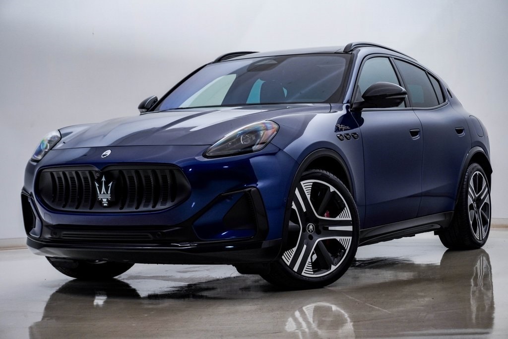 2025 Maserati Grecale FOLGORE's photo