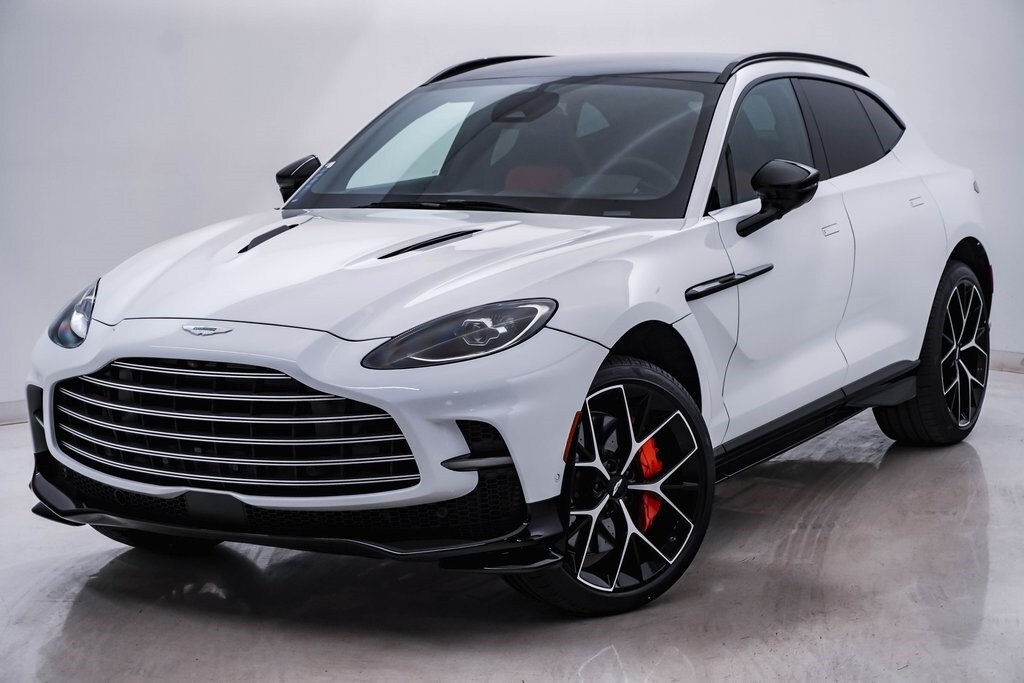 2025 Aston Martin DBX AM8 DBX707 photo 3