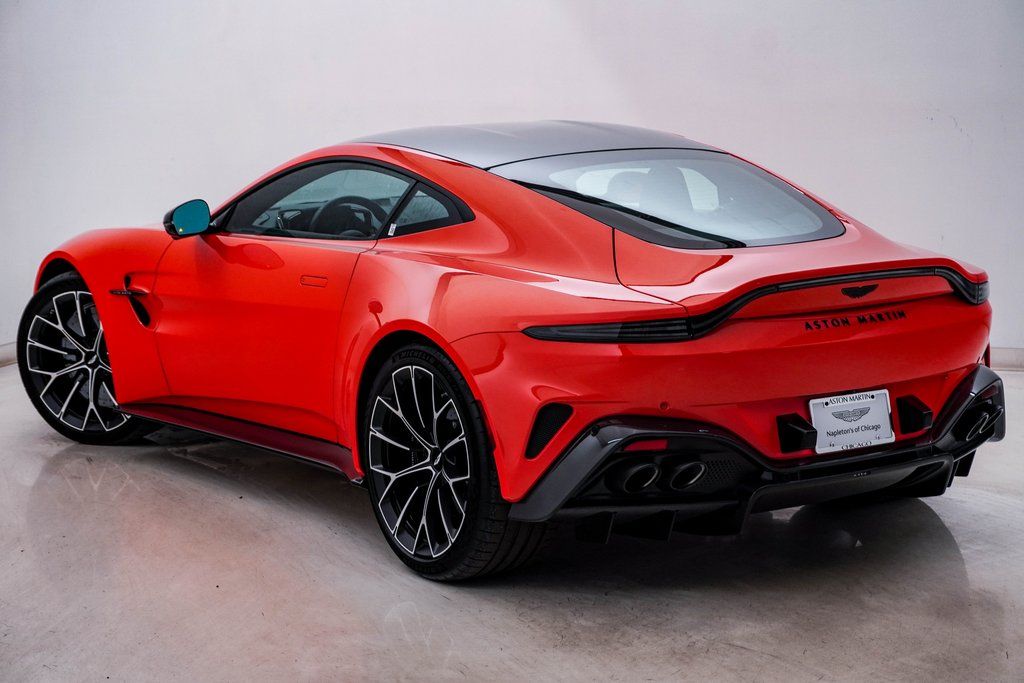 2025 Aston Martin Vantage Base - Photo 10