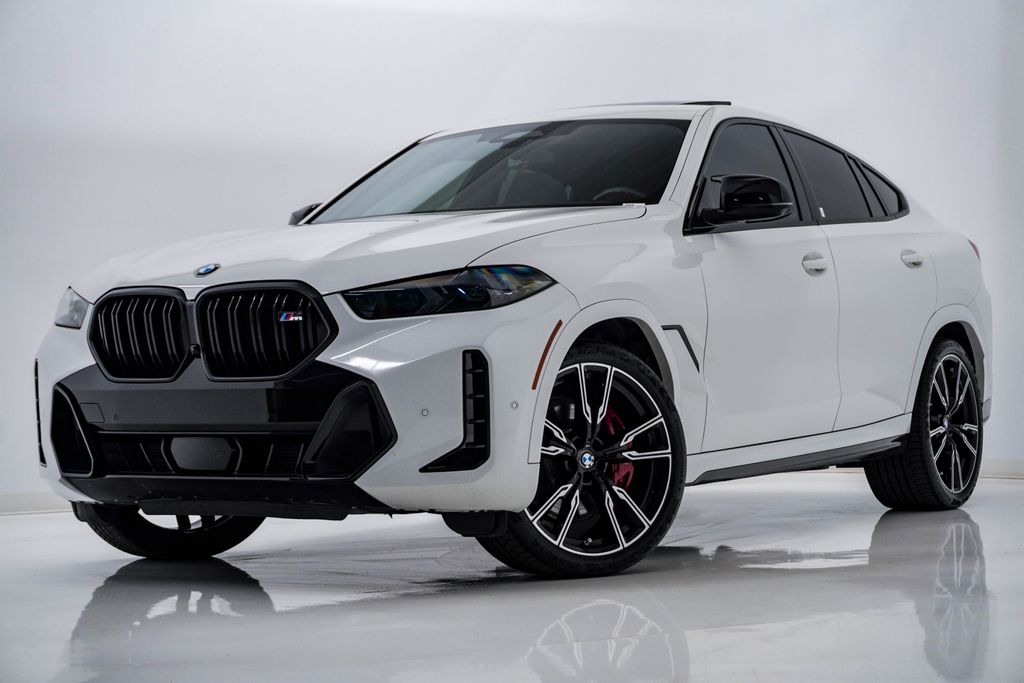 2024 BMW X6 M60i's photo