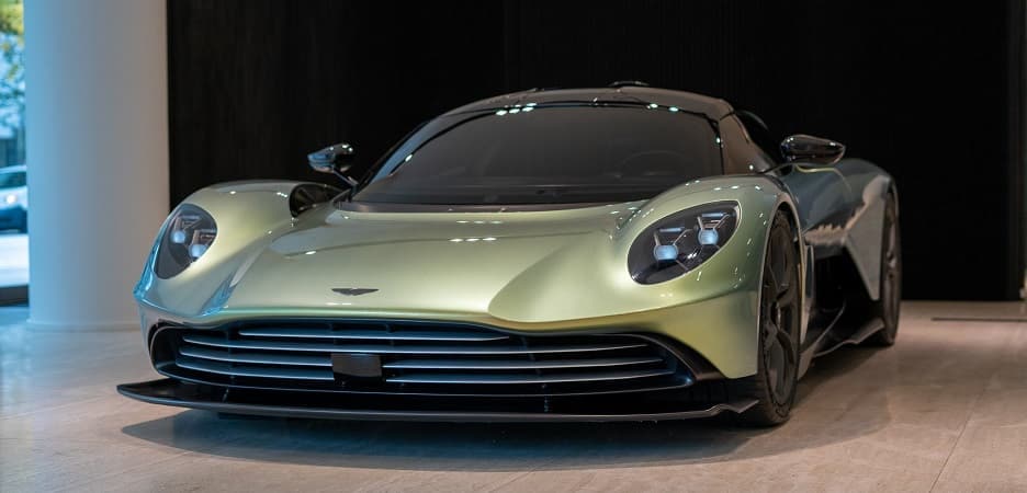 Aston Martin Valhalla