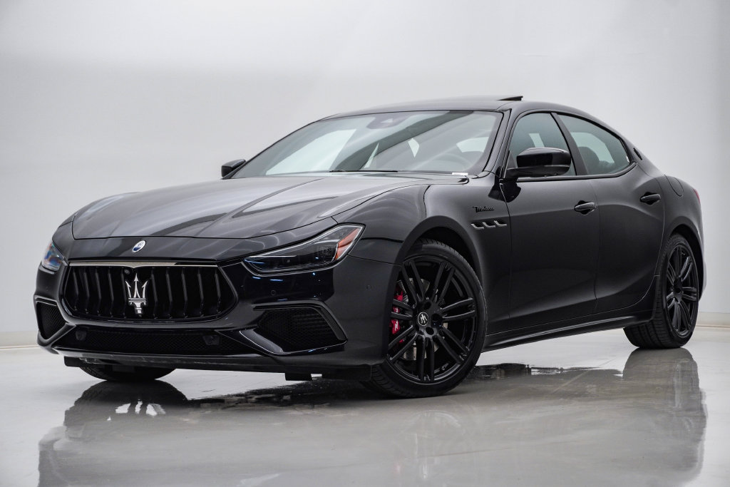 2023 Maserati Ghibli Modena Q4 Sedan
