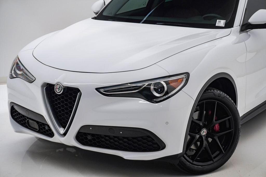 Used 2018 Alfa Romeo Stelvio Ti SUV