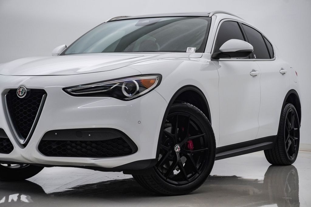 Used 2018 Alfa Romeo Stelvio Ti SUV