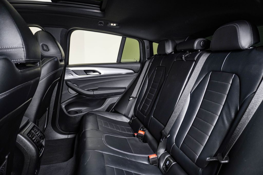 2023 BMW X4 30i - Photo 16