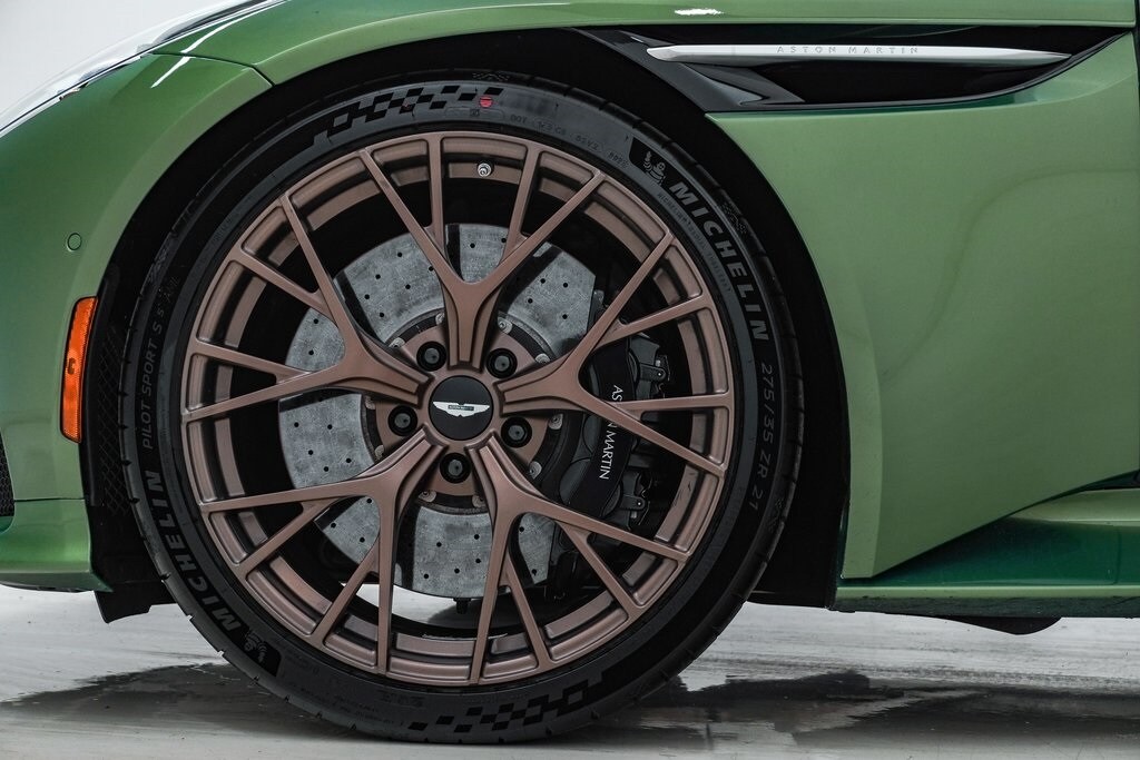 2024 Aston Martin DB12 AM5 photo 4