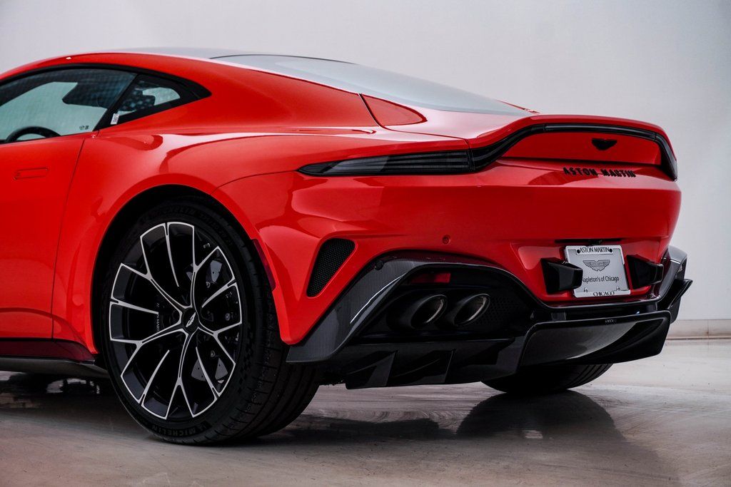 2025 Aston Martin Vantage Base - Photo 11