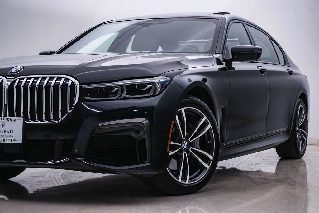 Used 2021 BMW 7 Series 740i with VIN WBA7T4C01MCF96426 for sale in Downers Grove, IL