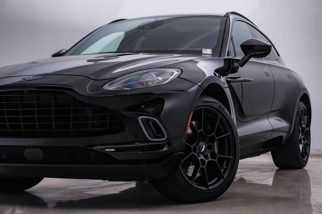 Certified 2022 Aston Martin DBX Base with VIN SD7VUJAW0NTV04685 for sale in Downers Grove, IL