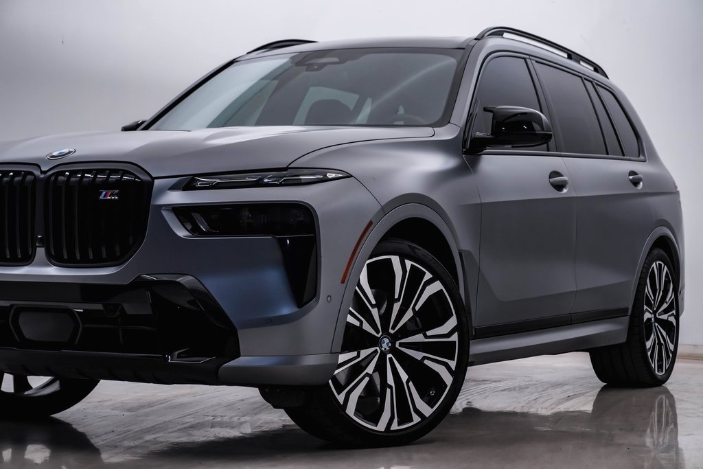 Used 2024 BMW X7 M60i with VIN 5UX33EM05R9S89332 for sale in Downers Grove, IL