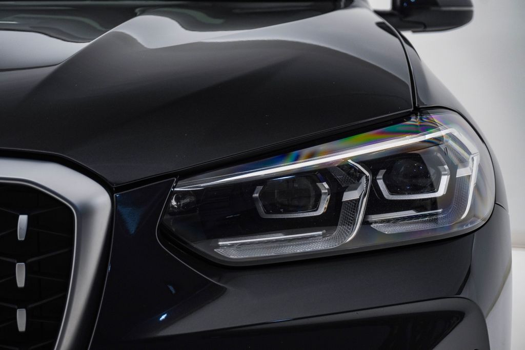 2023 BMW X4 30i - Photo 7