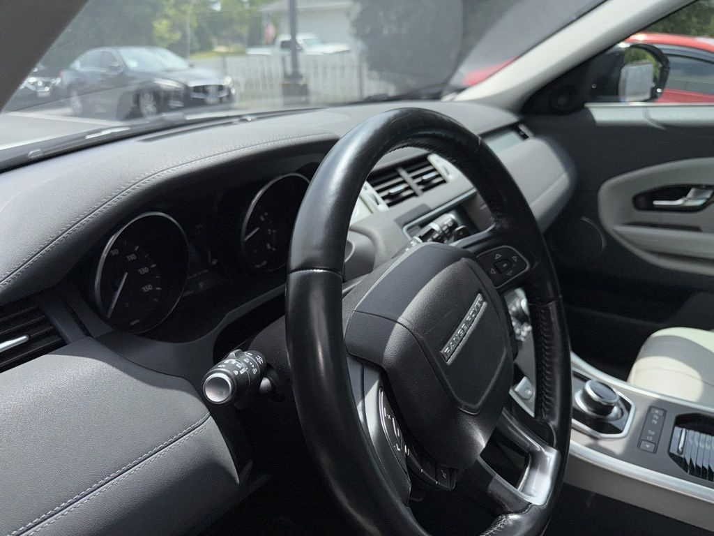 Used 2017 Land Rover Range Rover Evoque SE SUV
