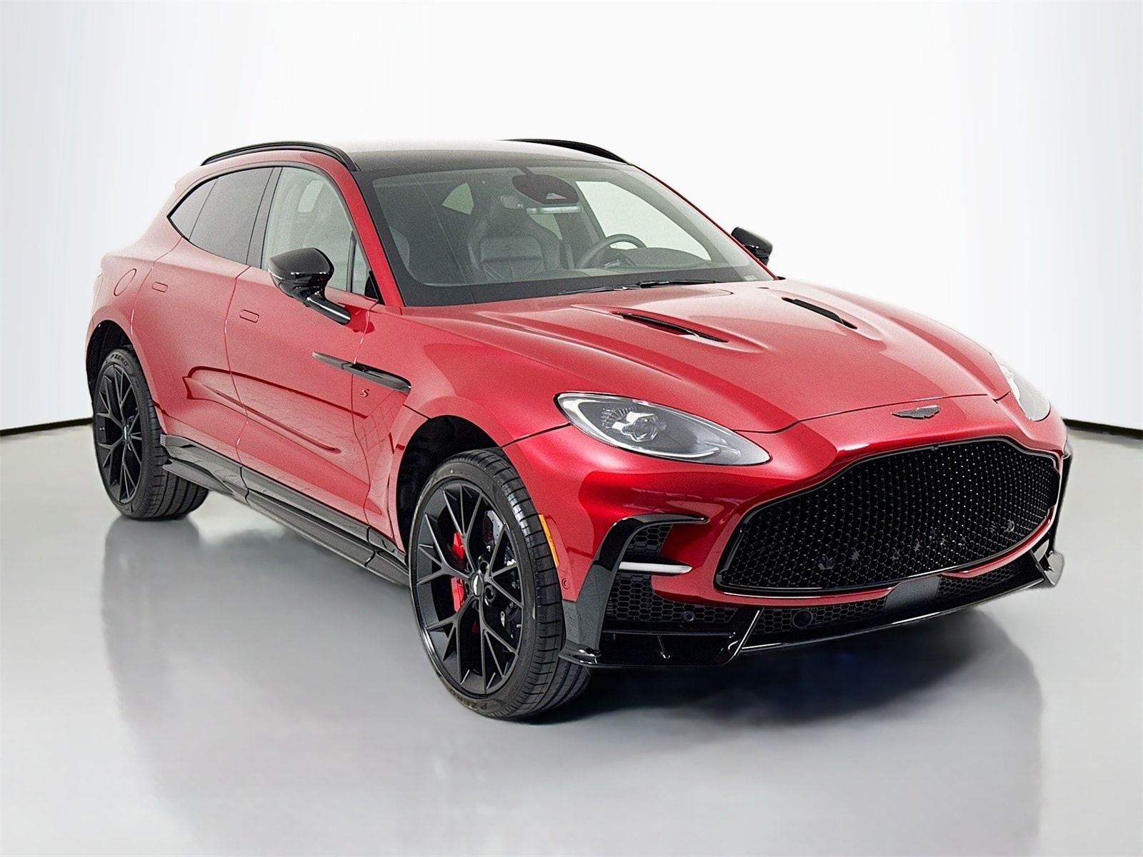 2026 Aston Martin DBX S's photo