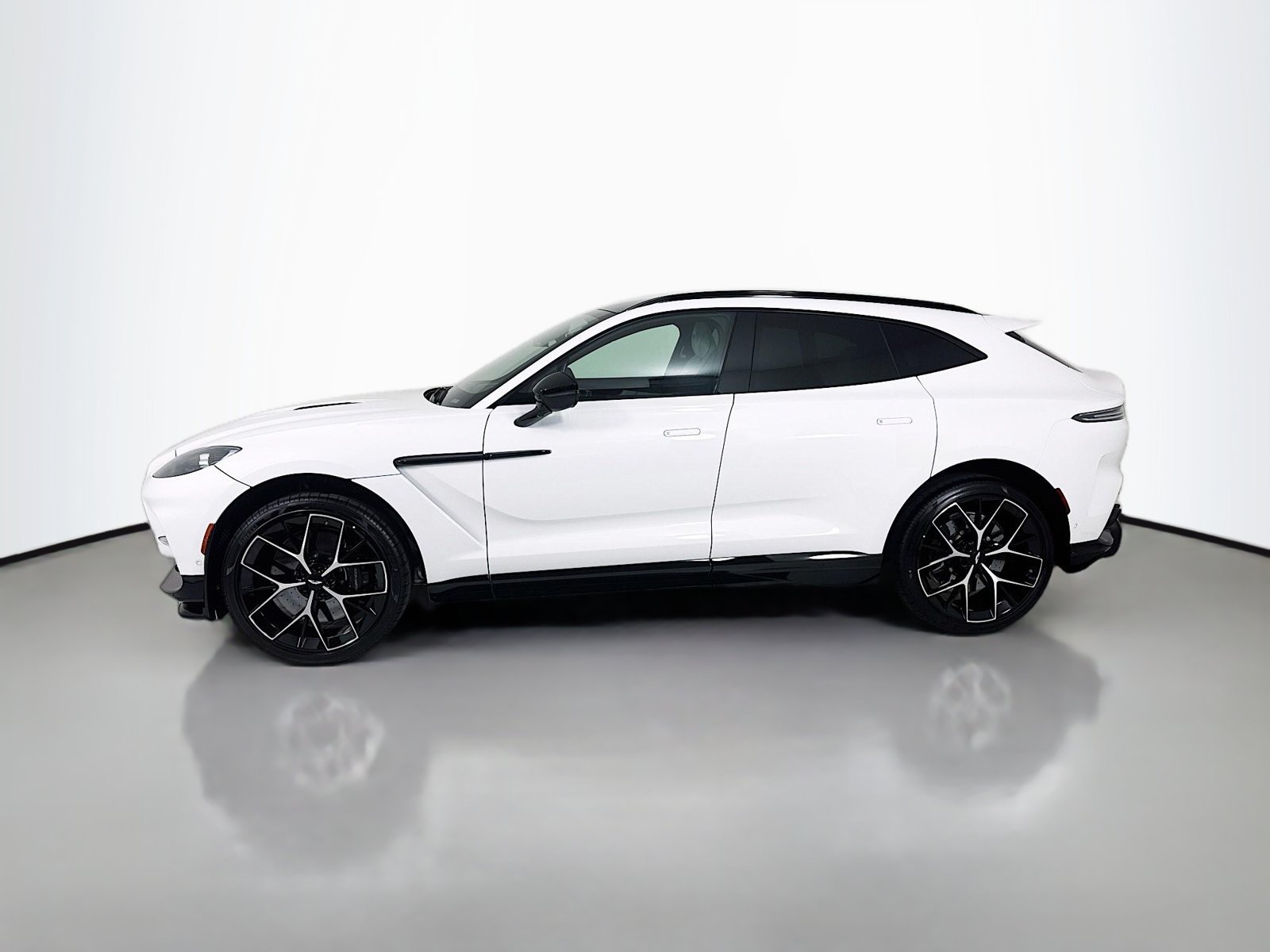New 2026 Aston Martin DBX 707 SUV