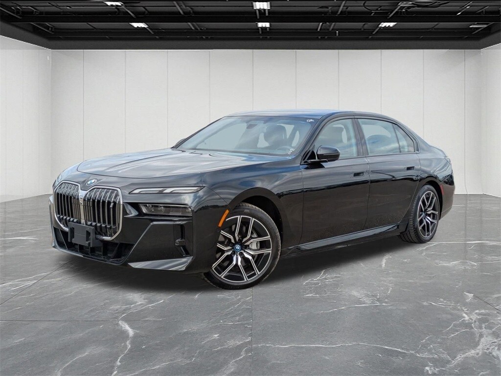 Used 2023 BMW i7 xDrive60 Sedan