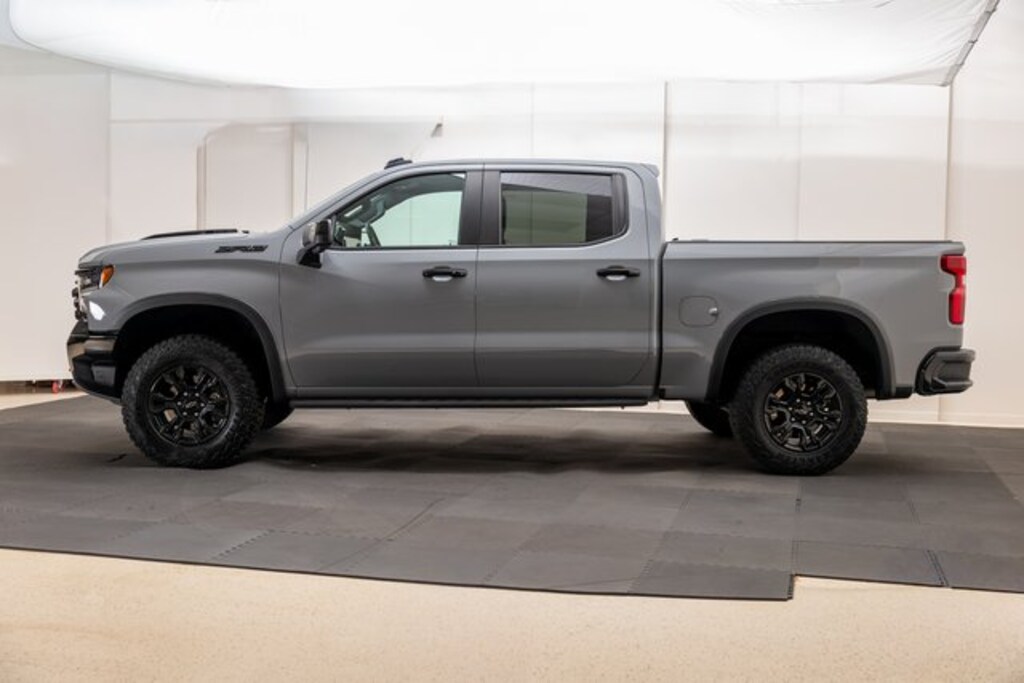 Used 2024 Chevrolet Silverado 1500 ZR2 Truck
