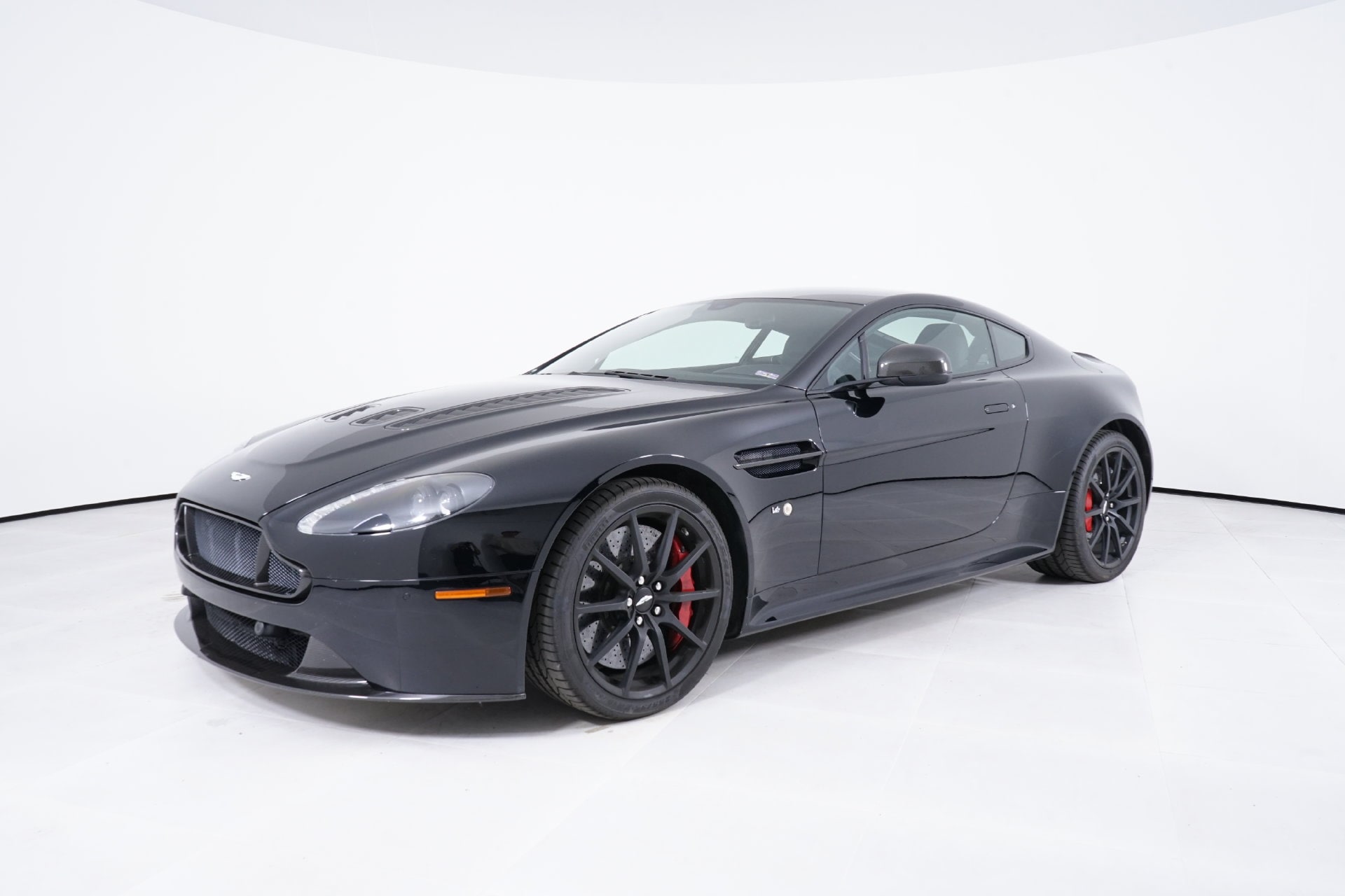 2015 Aston Martin V12 Vantage