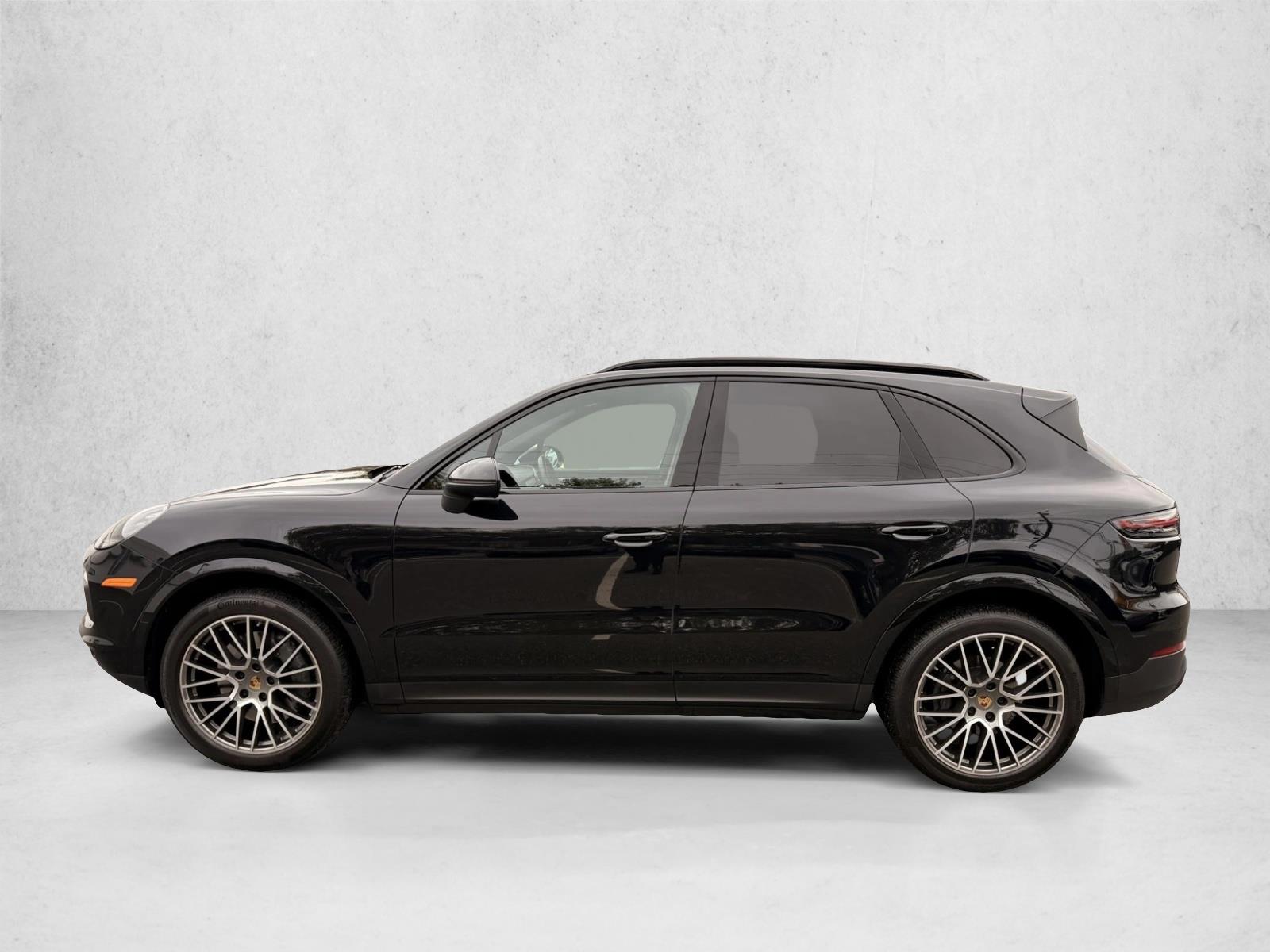 2022 Porsche Cayenne S Platinum Edition photo 3