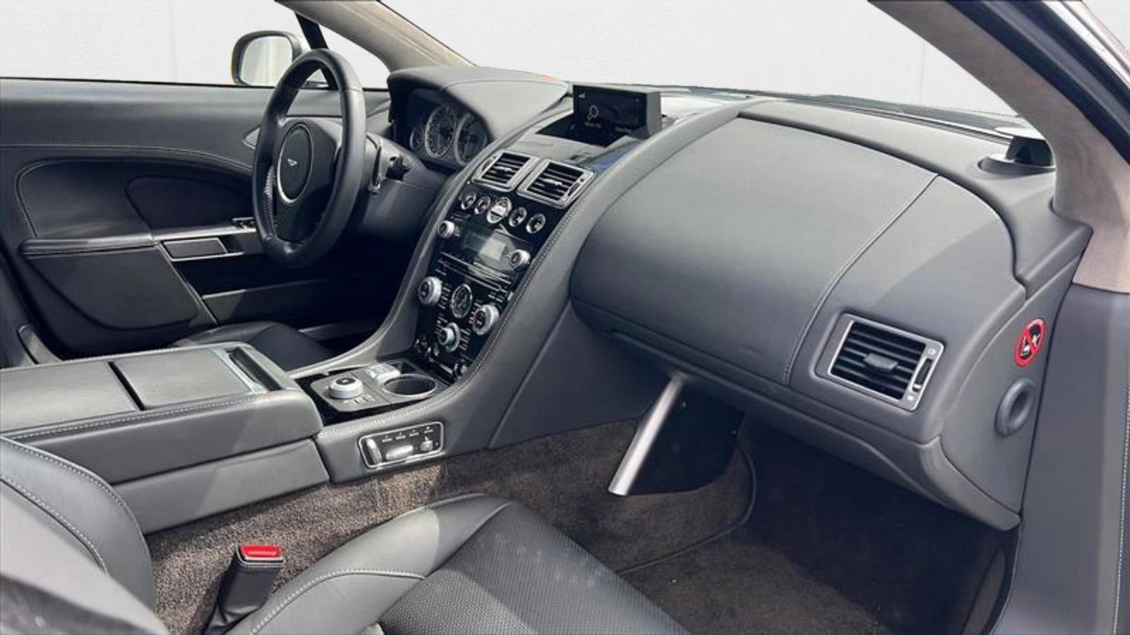 2015 Aston Martin Rapide S photo 2