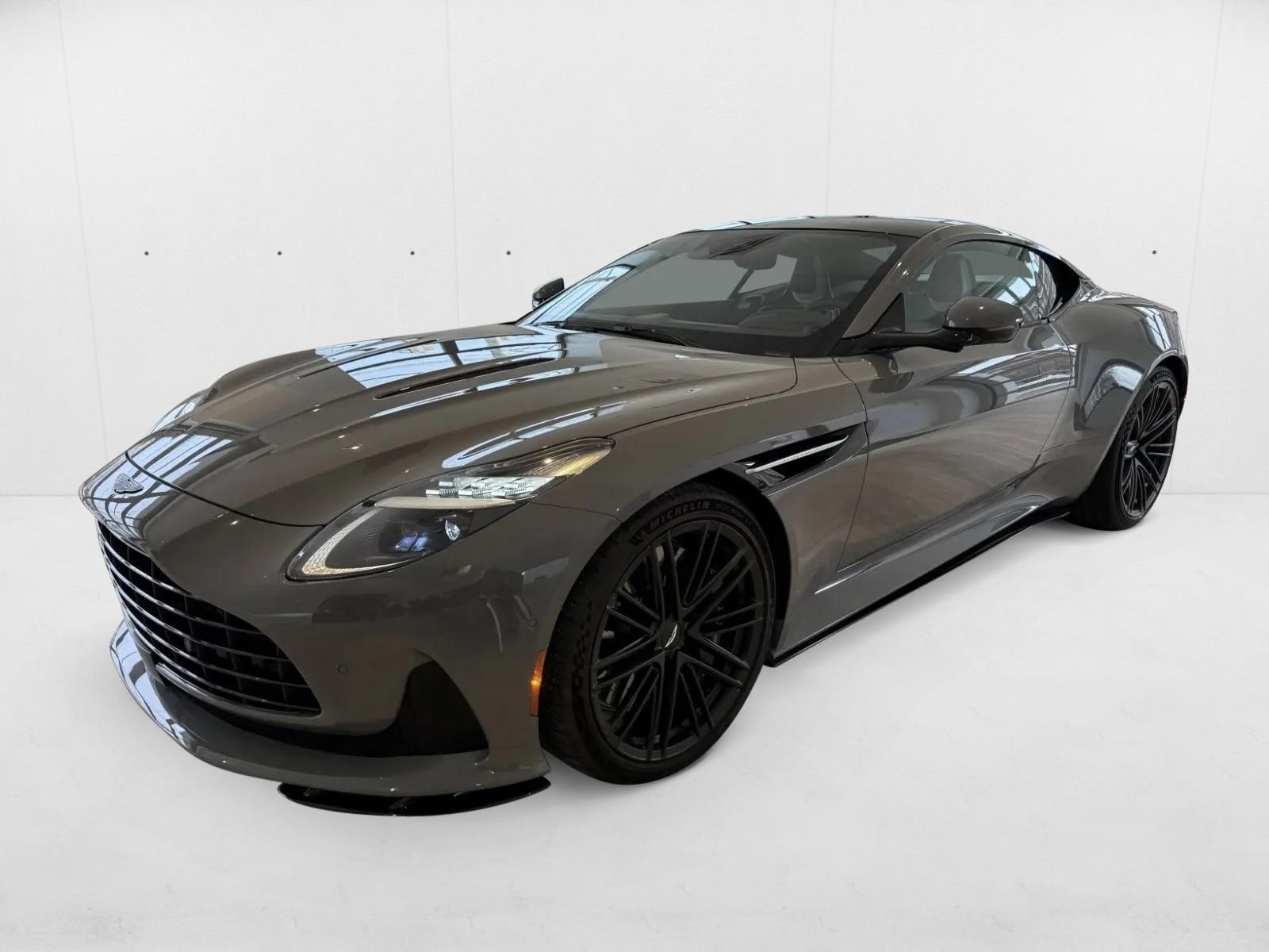 2024 Aston Martin DB12