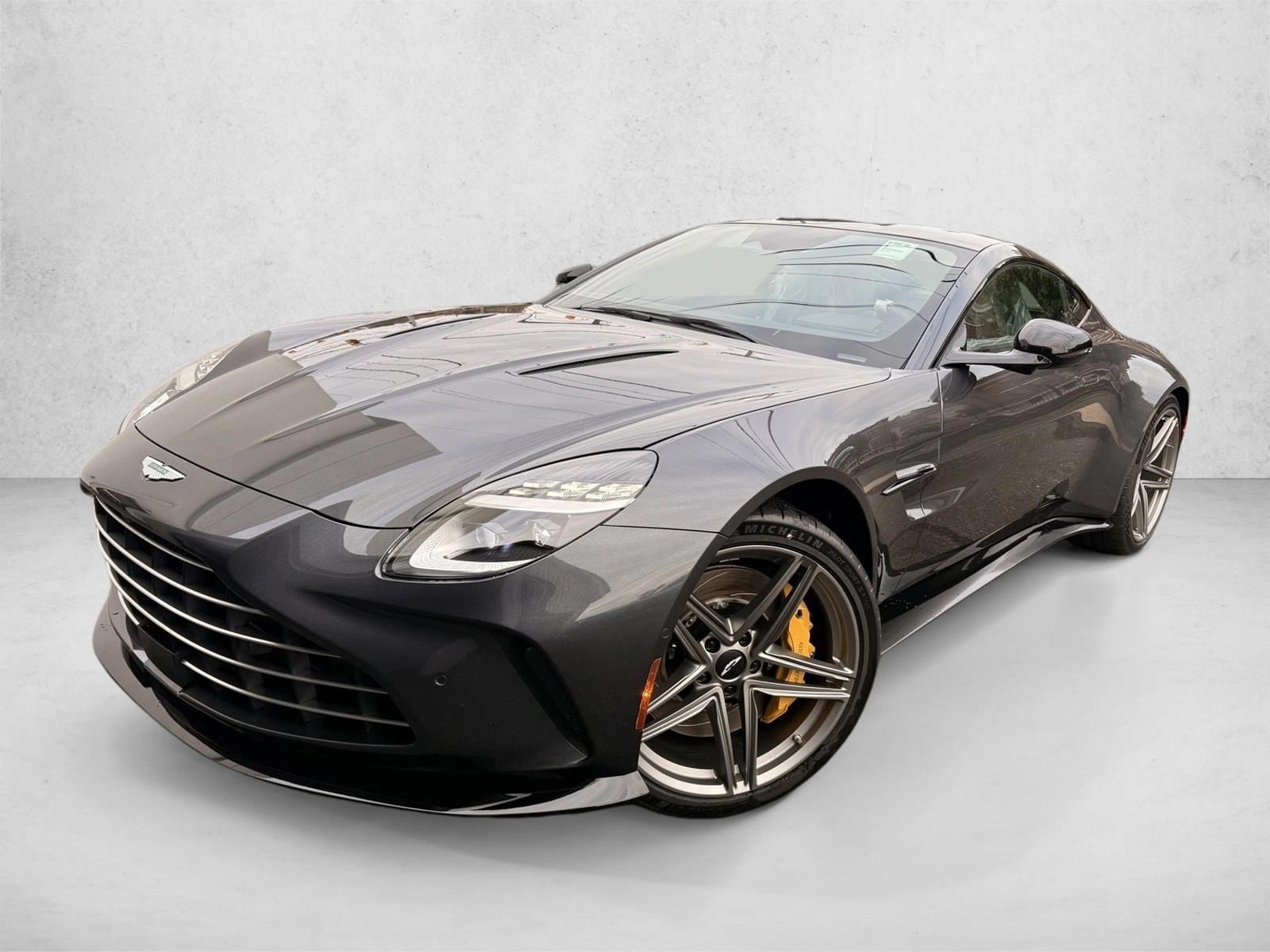 2026 Aston Martin Vantage Base Coupe's photo