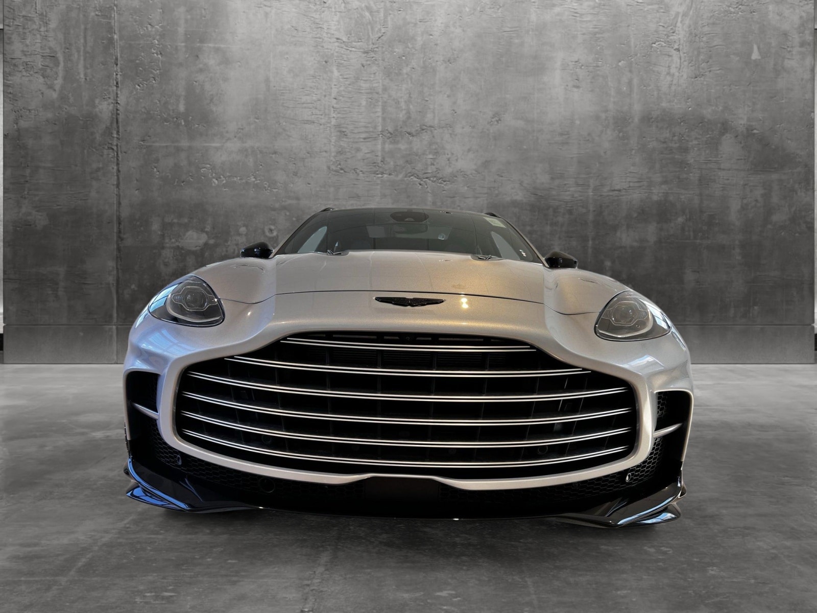 Used 2023 Aston Martin DBX 707 with VIN SD7VUJBW2PTV09002 for sale in Summit, NJ