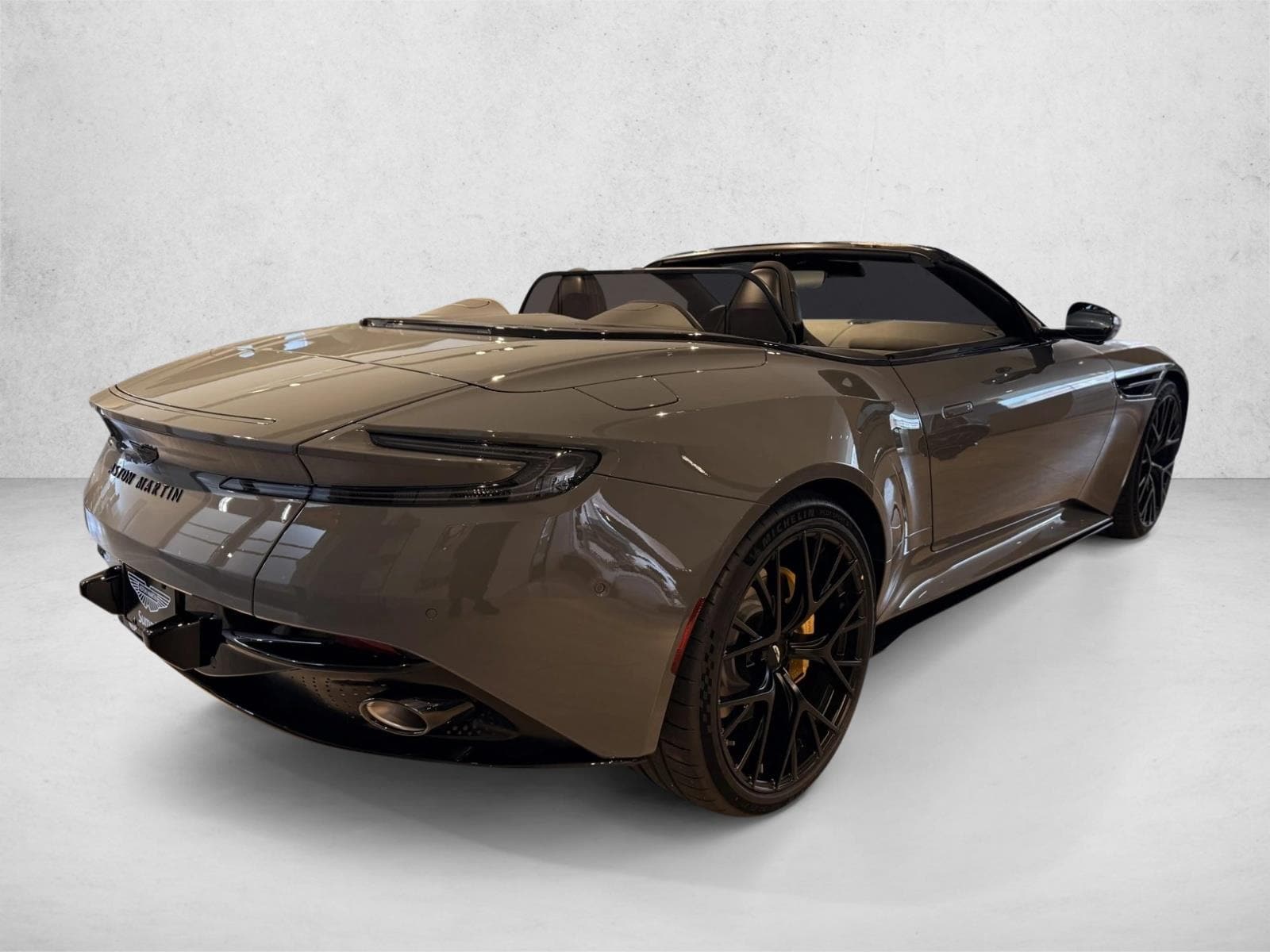 2026 Aston Martin DB12 Base - Photo 7