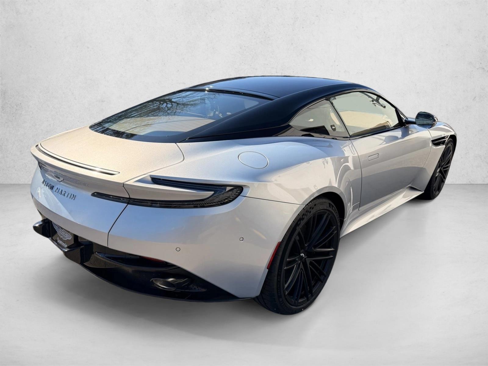 2025 Aston Martin DB12 Base - Photo 5