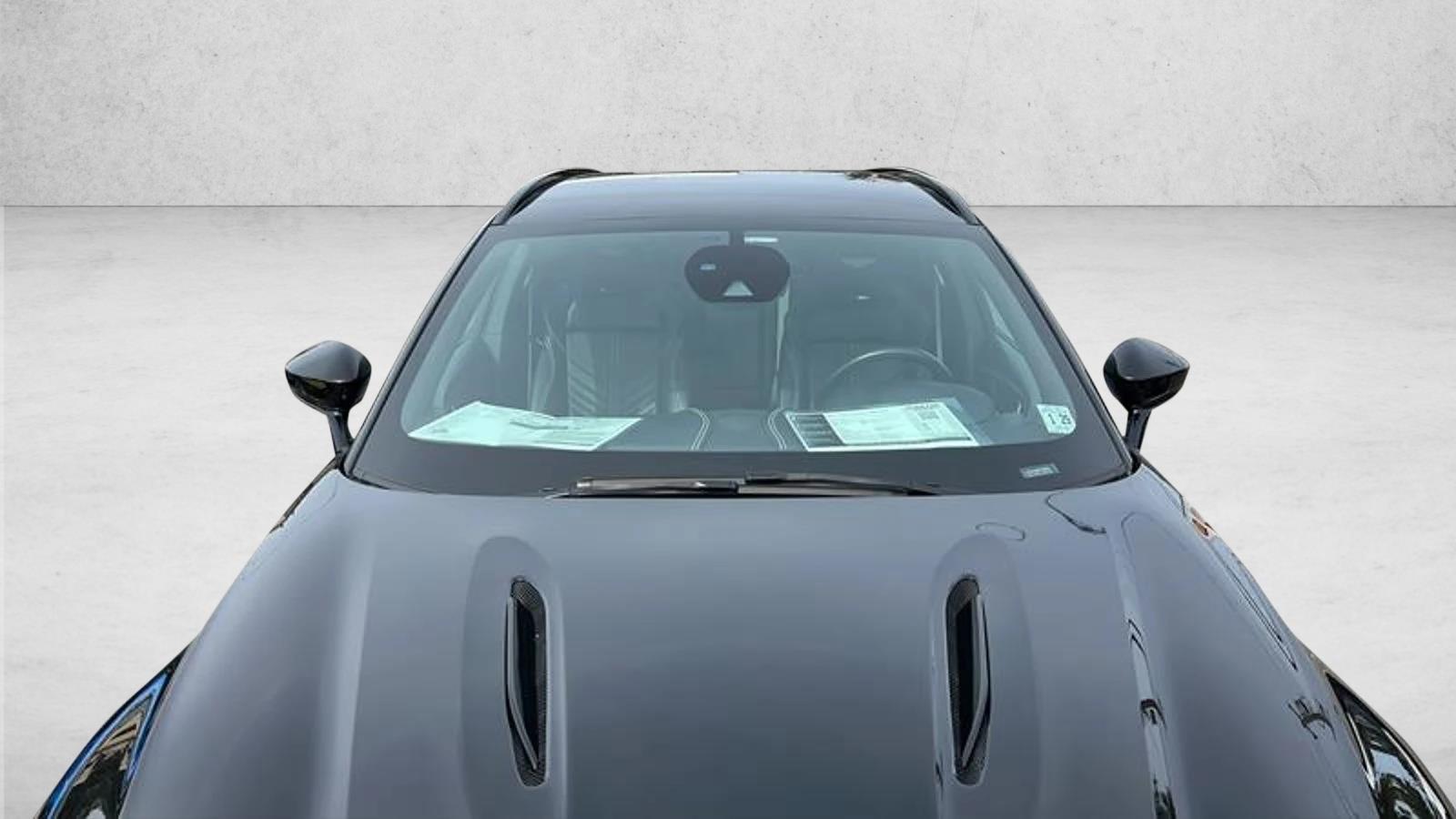 2023 Aston Martin DBX DBX707 photo 2