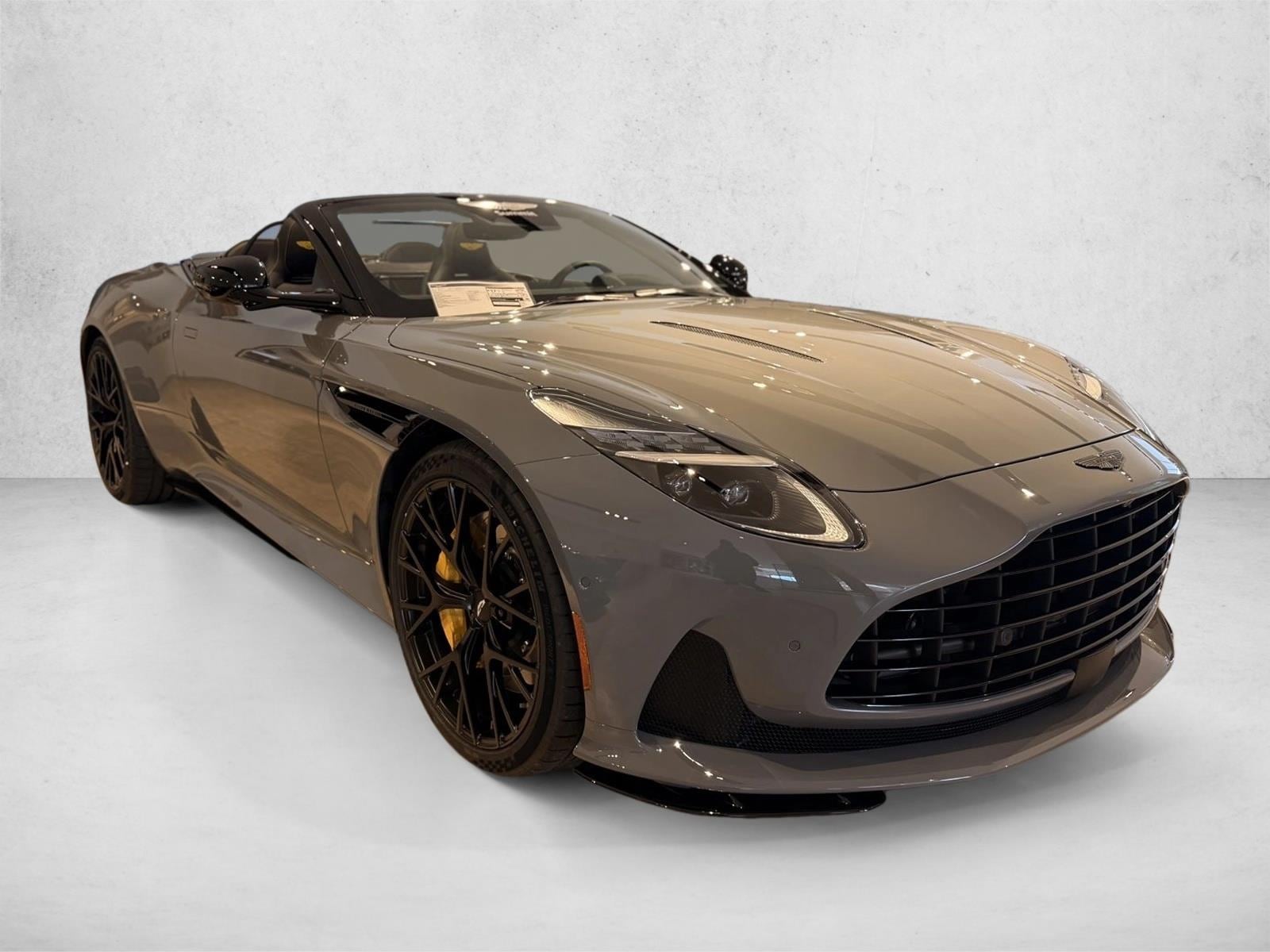 2026 Aston Martin DB12 Base - Photo 8