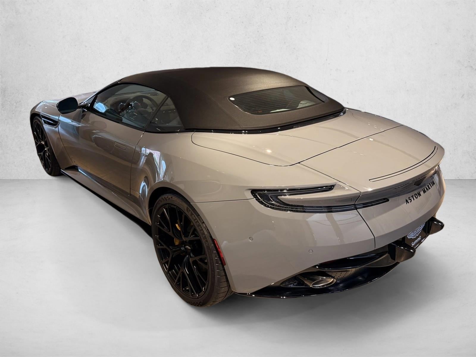 2026 Aston Martin DB12 Base - Photo 10