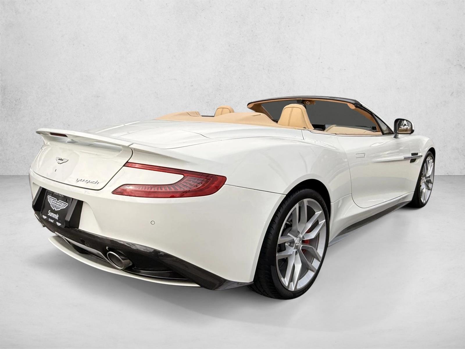 2017 Aston Martin Vanquish photo 3