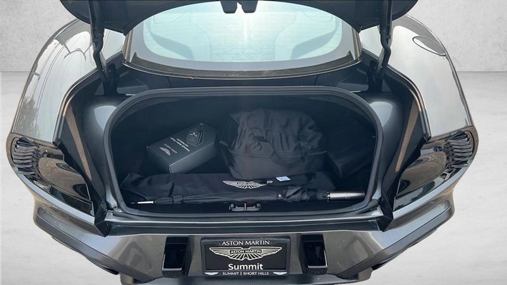 Used 2025 Aston Martin Vanquish Coupe