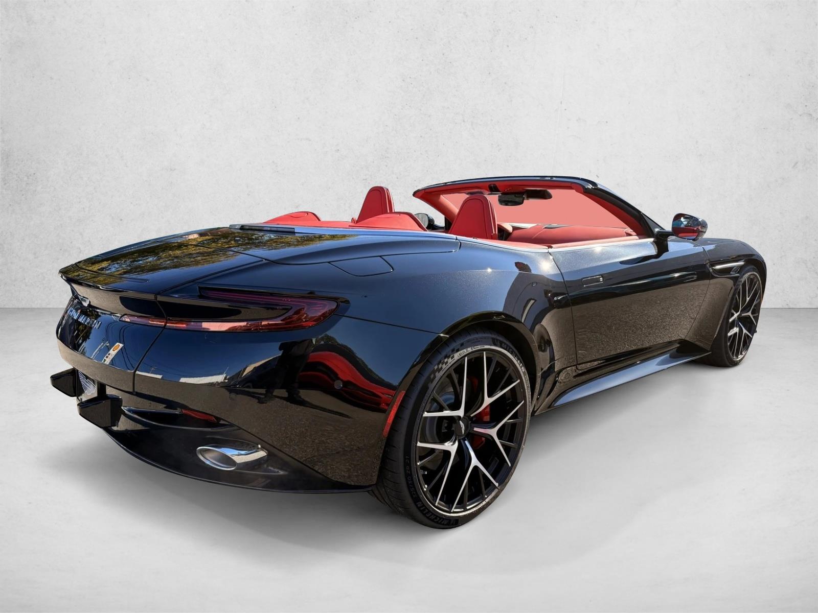 2026 Aston Martin DB12 Base - Photo 15