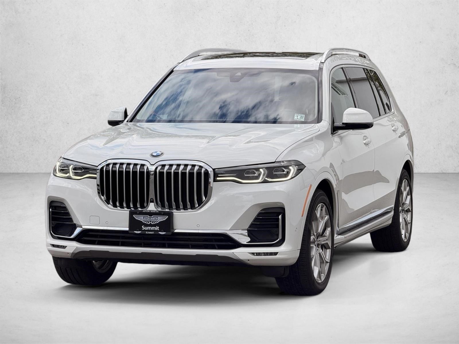 2022 BMW X7 xDrive40i's photo