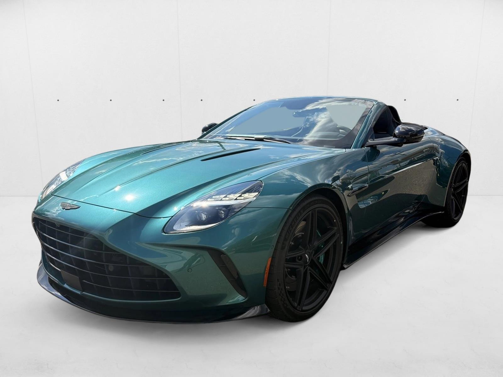 2026 Aston Martin V8 AM6 photo 2
