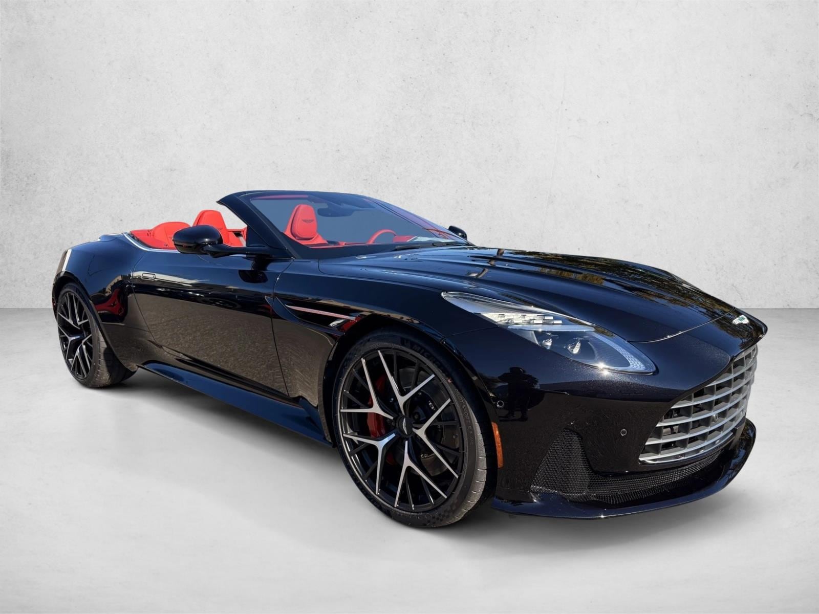 2026 Aston Martin DB12 Base - Photo 17